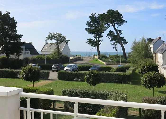 Apartment Vue Mer Et Calme By Interhome